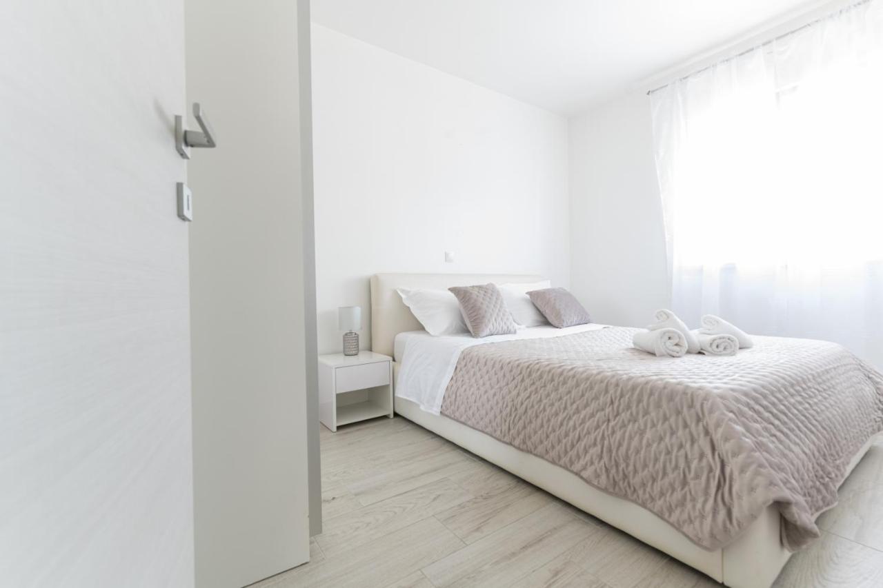 Silver Luxury Apartment Traù Esterno foto